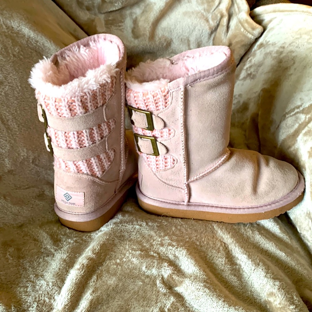 NWT Kids Boot